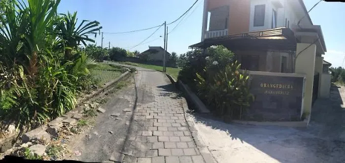 Orangedacha Guest house